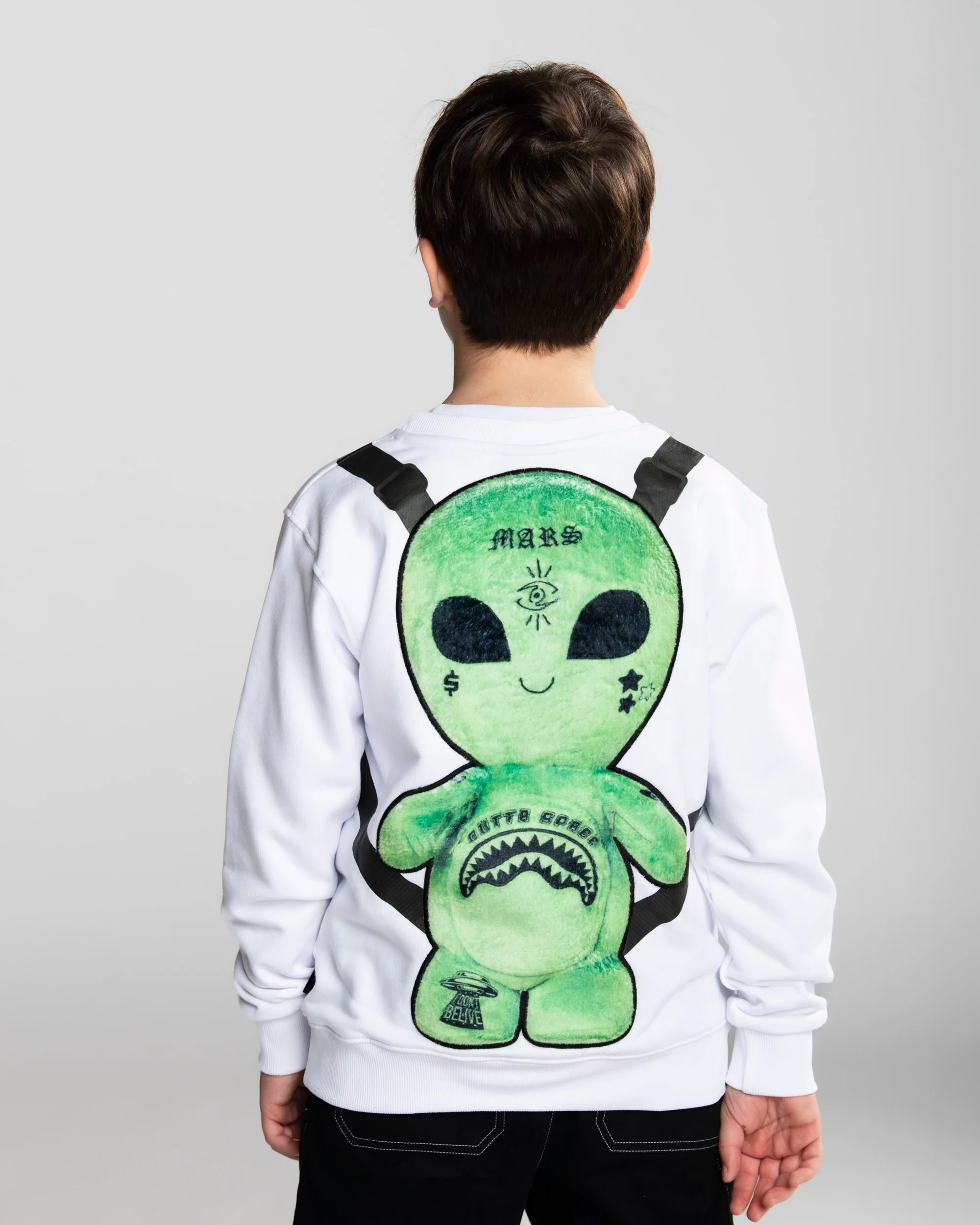 ALIEN PLUSH BACKPACK CREWNECK - Image 5