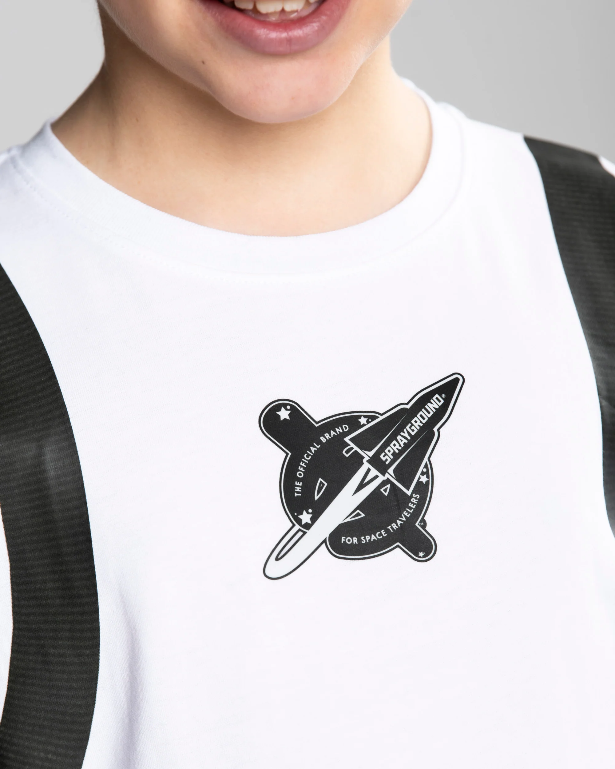 ALIEN PLUSH BACKPACK T-SHIRT - Image 3