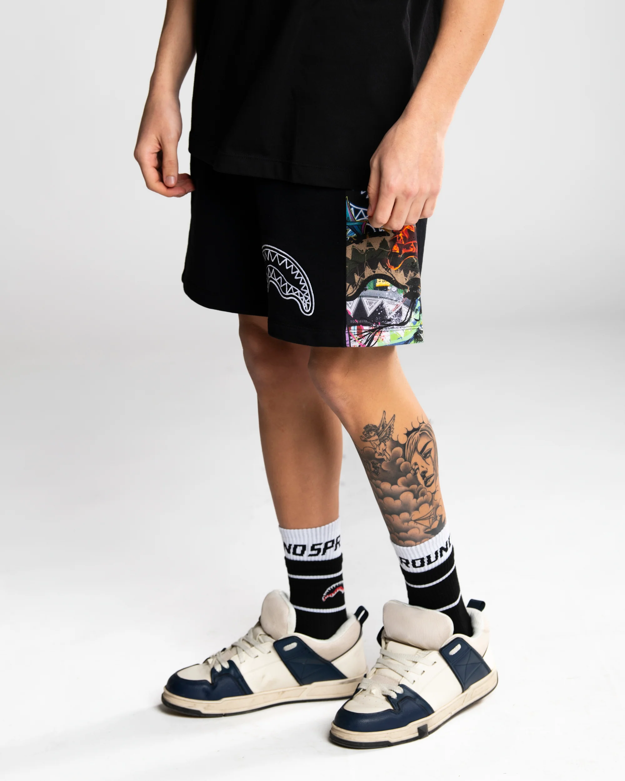ALL THE SHARK SHORTS - Image 3