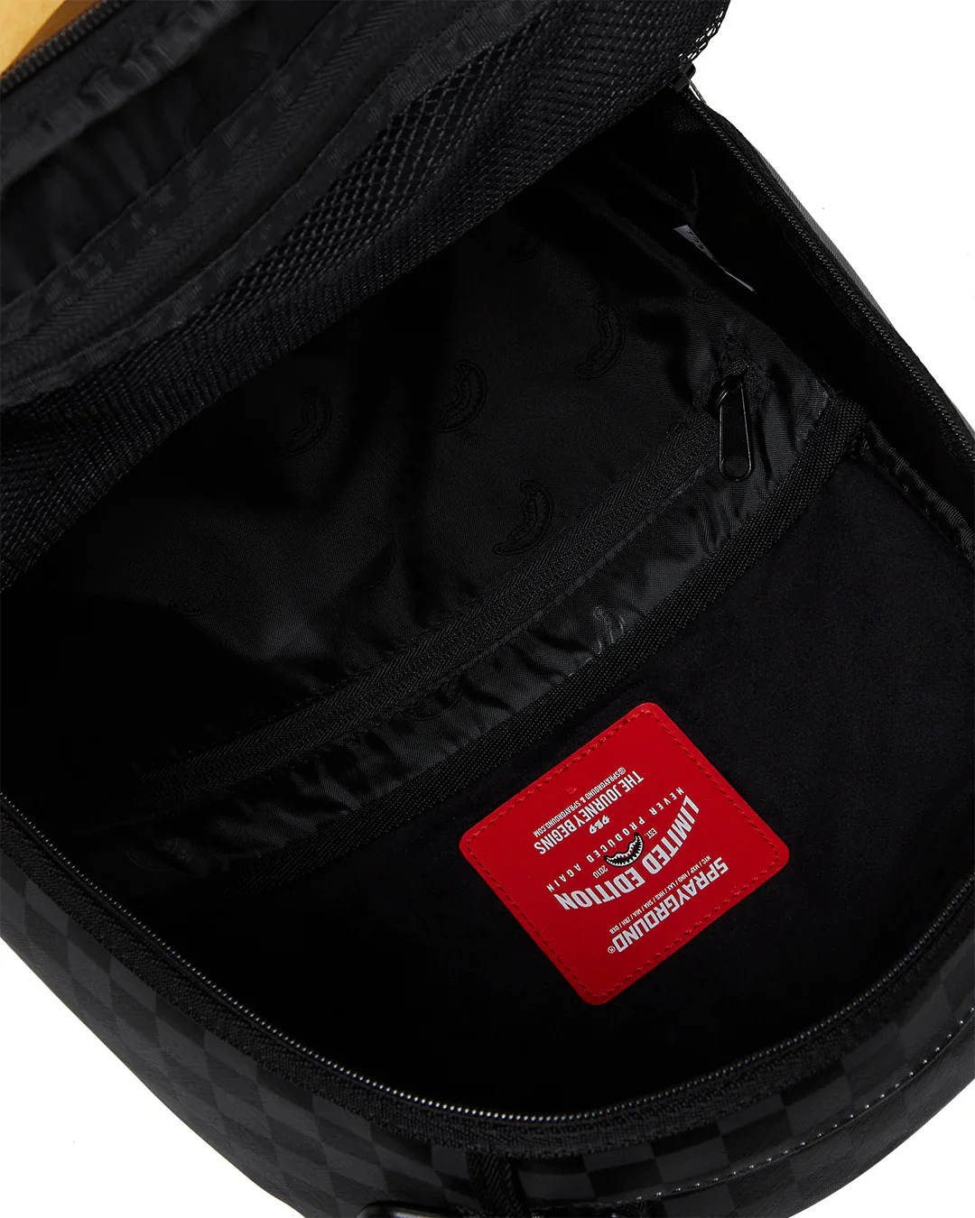 ASTROMANE STUCK IN BACKPACK - Image 13