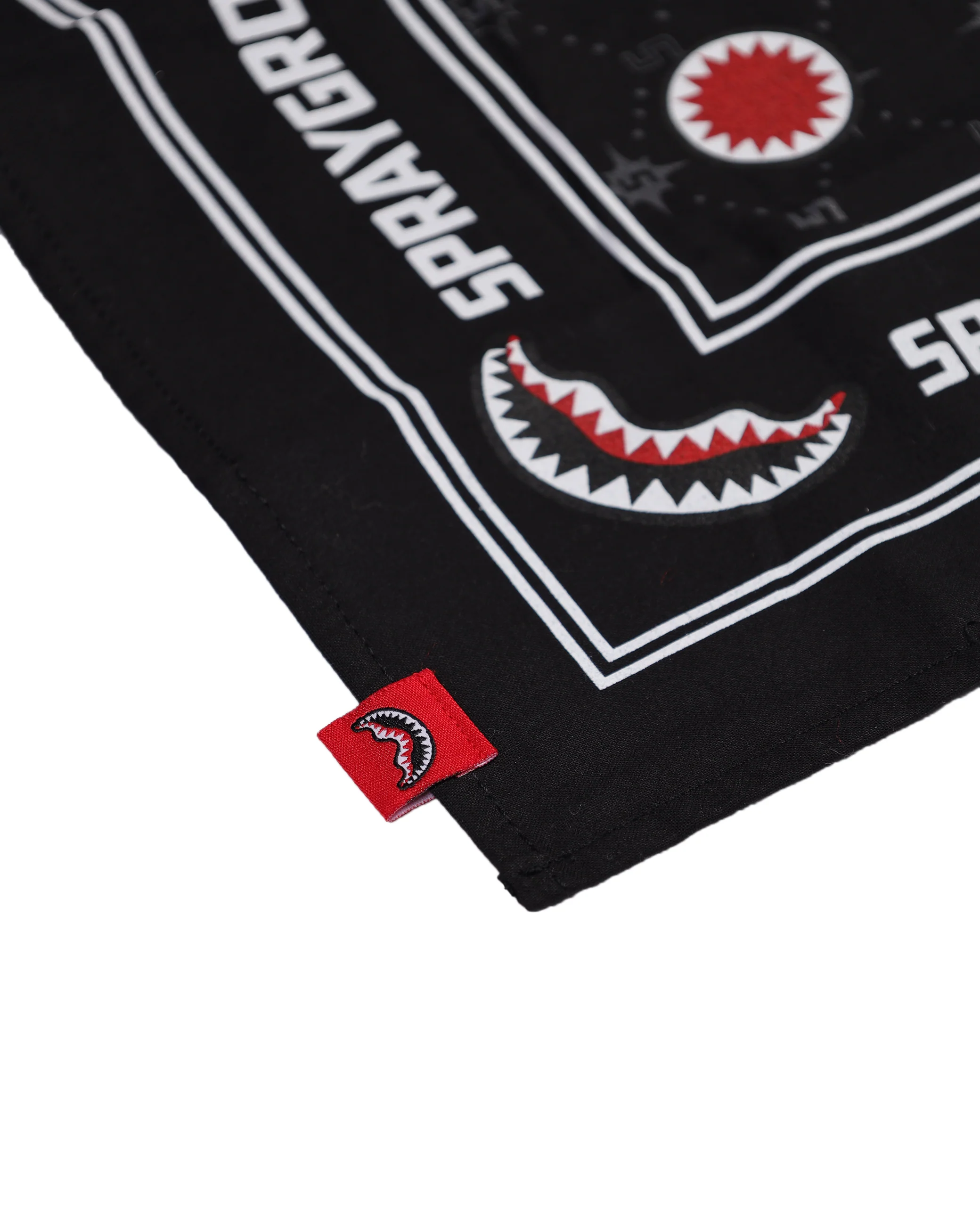 BLACK BANDANA - REGULAR BLACK T-SHIRT - Image 8