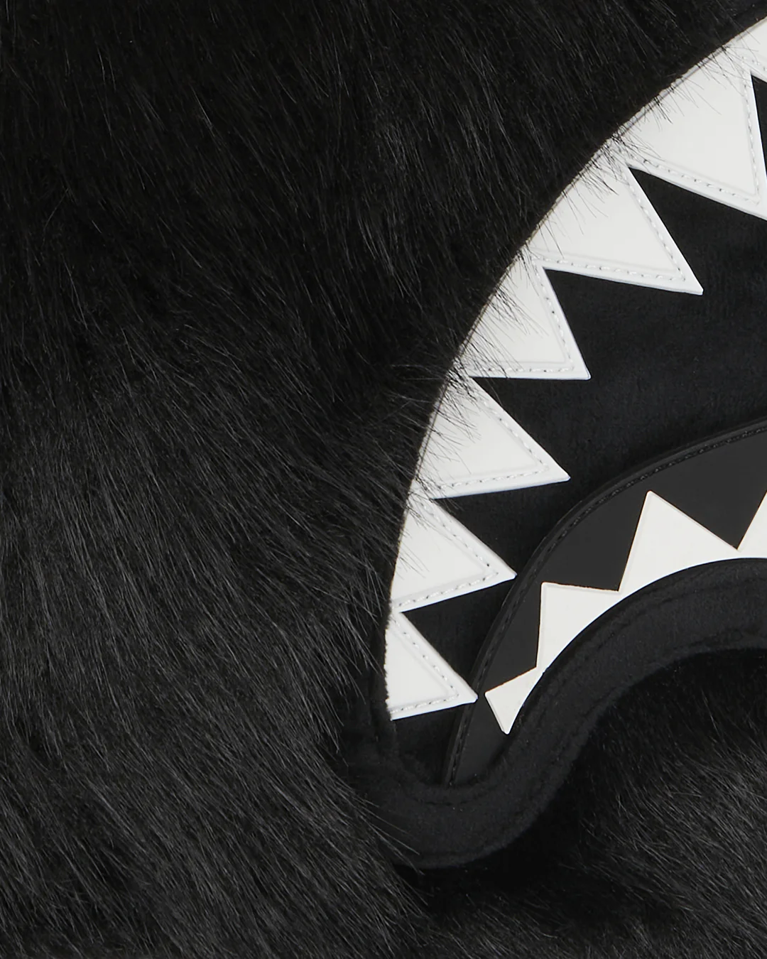 FUR CRAY BLACK TOTE - Image 6