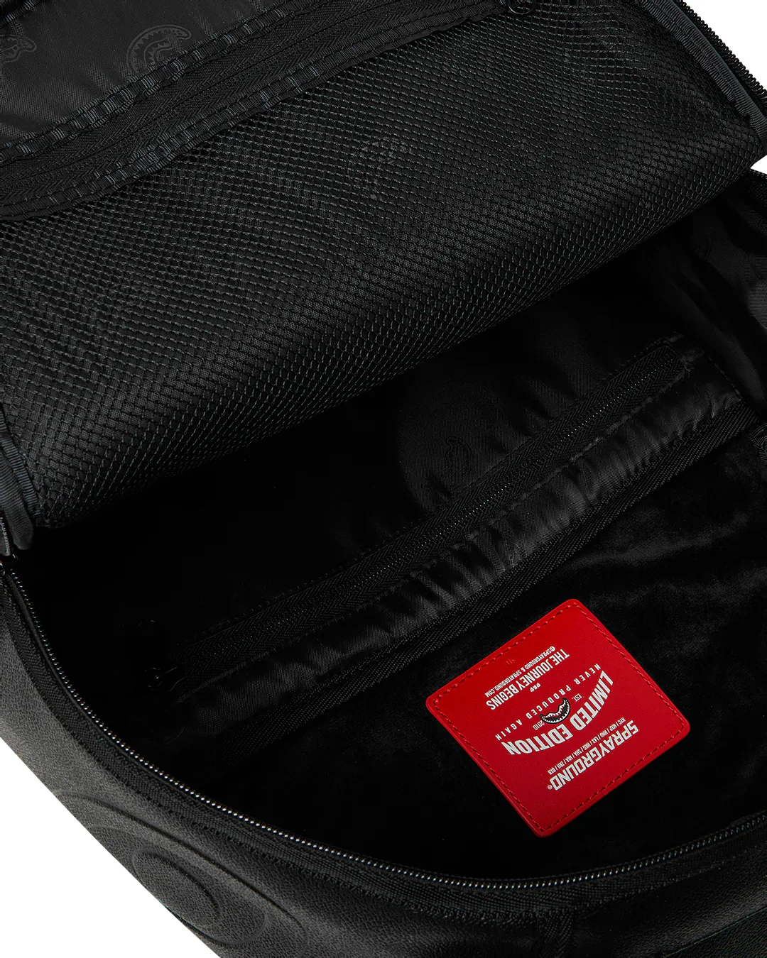 GOLD BRICK LOGO DLXSV BACKPACK - Image 6