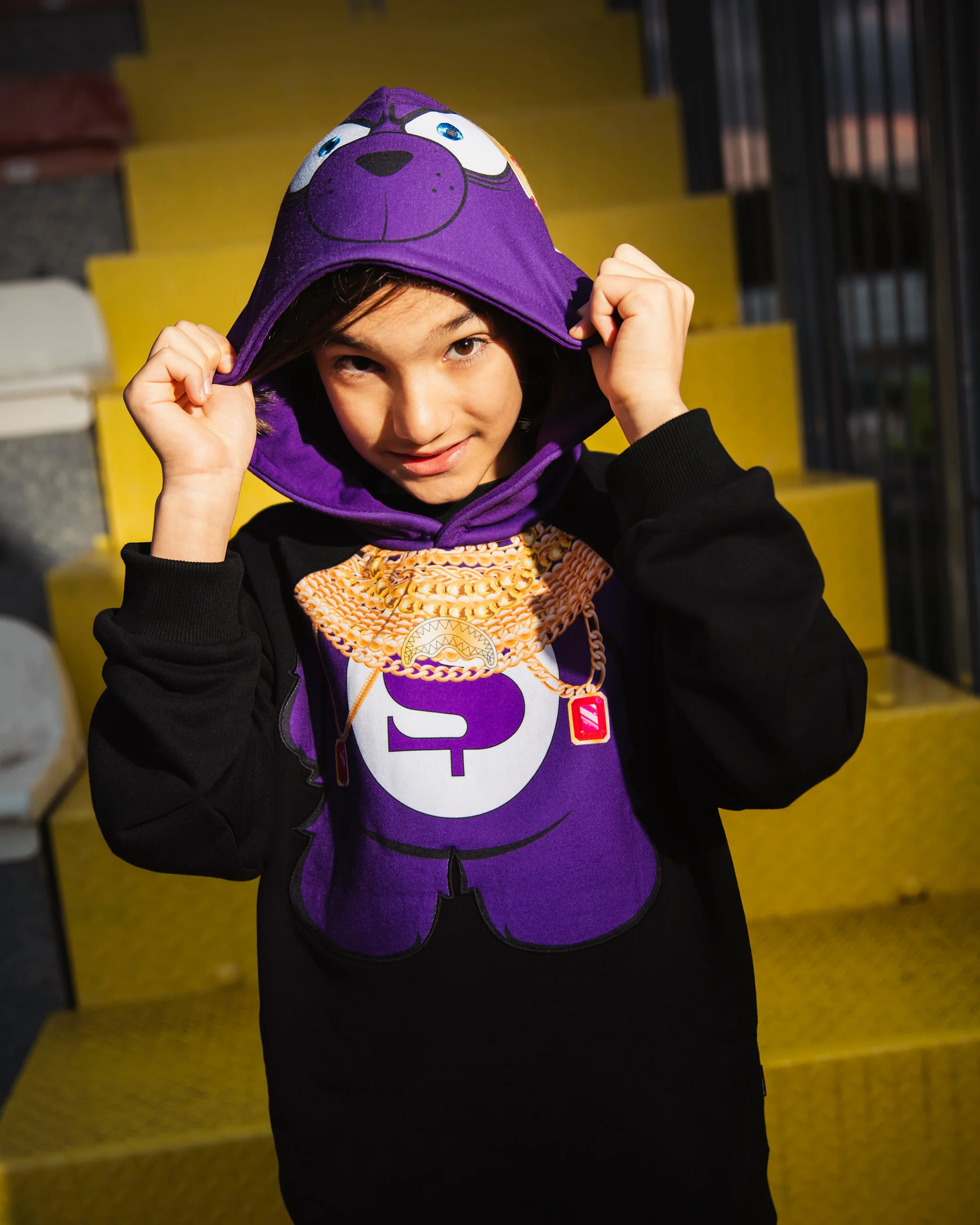 MANY CHAINS BEAR OVER HOODIE - Image 4