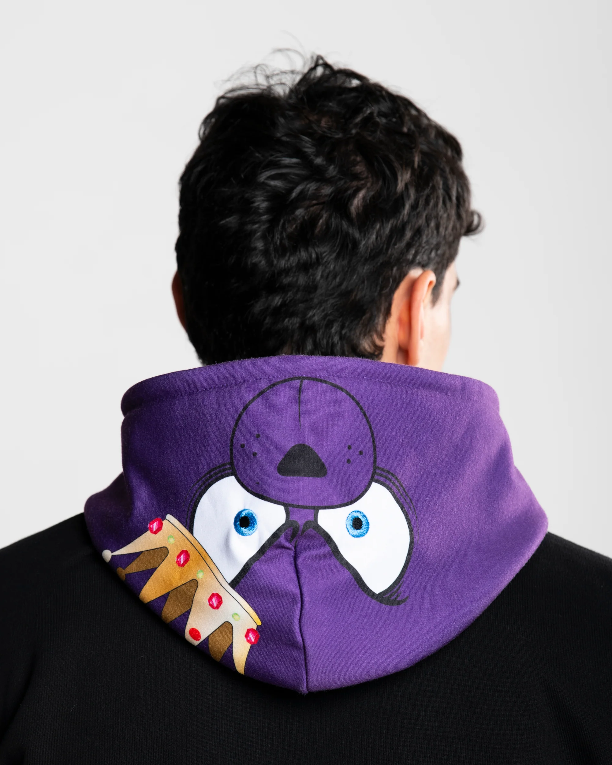 MANY CHAINS BEAR OVER HOODIE - Image 5