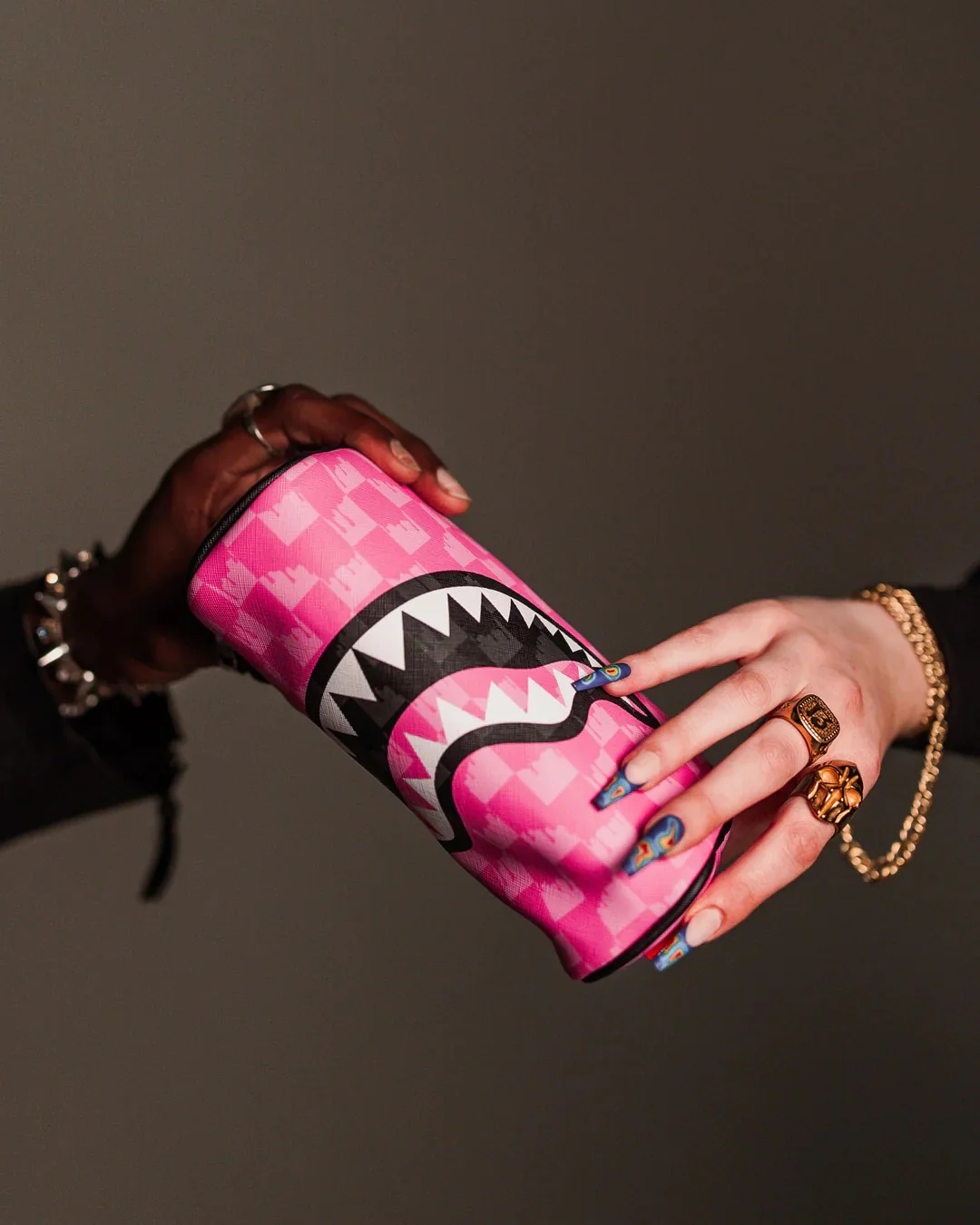 PINK AND BLACK DRIP CHECK POUCH - Image 4
