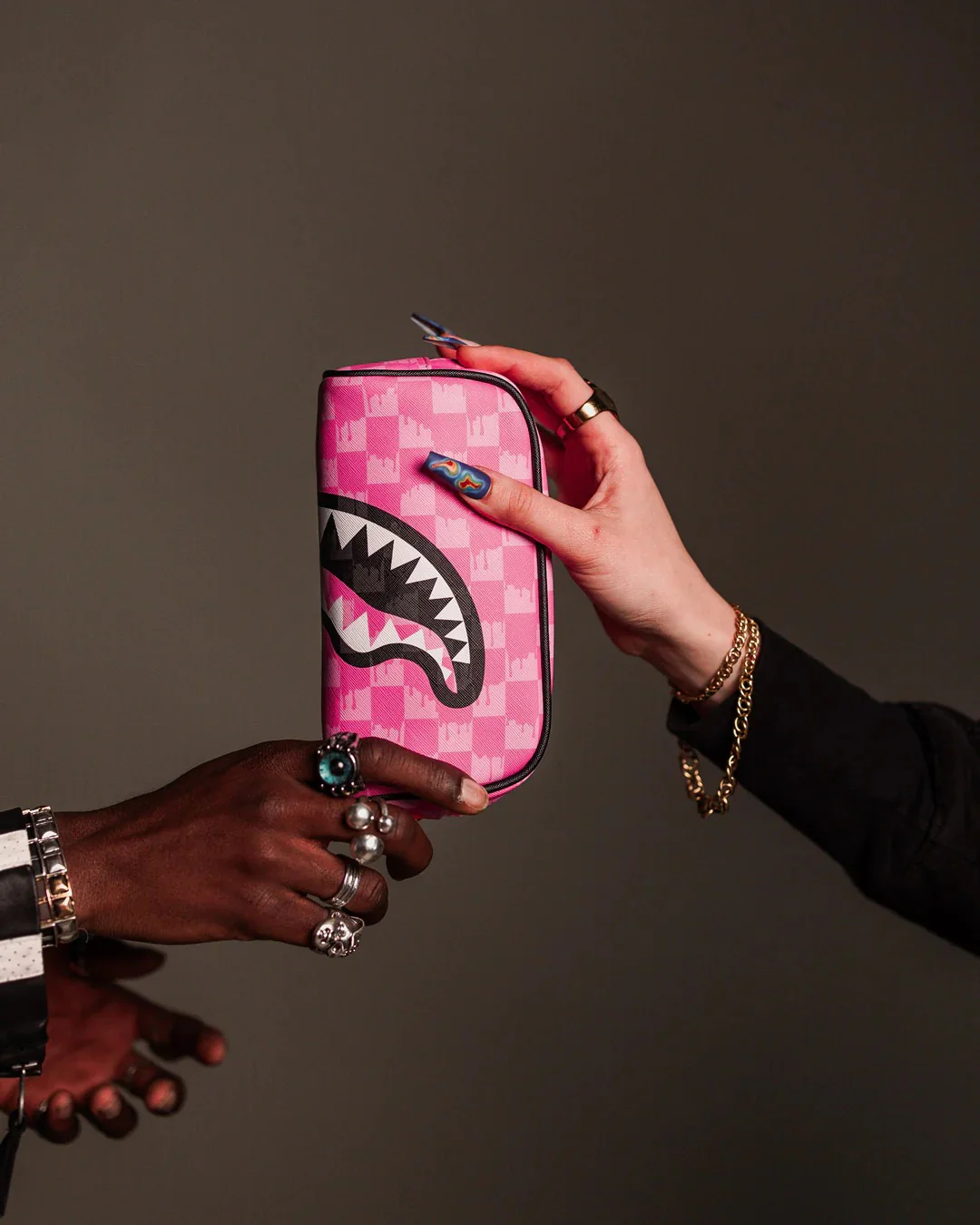 PINK AND BLACK DRIP CHECK POUCH - Image 6