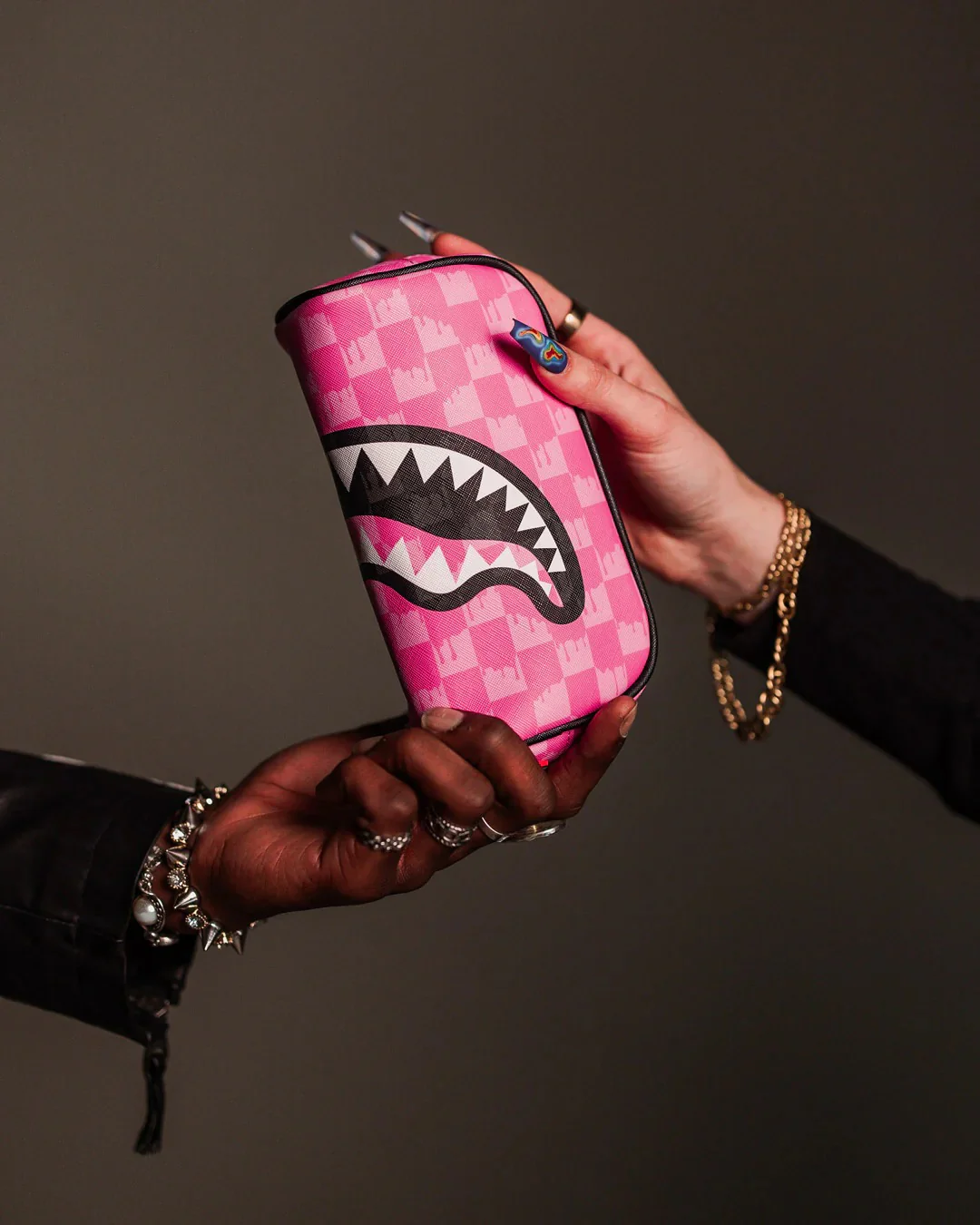 PINK AND BLACK DRIP CHECK POUCH - Image 8