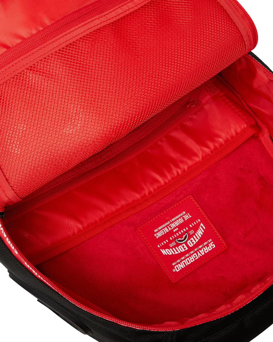 PRINTED ZIPPER SHARK DLXR BACKPACK - Image 8