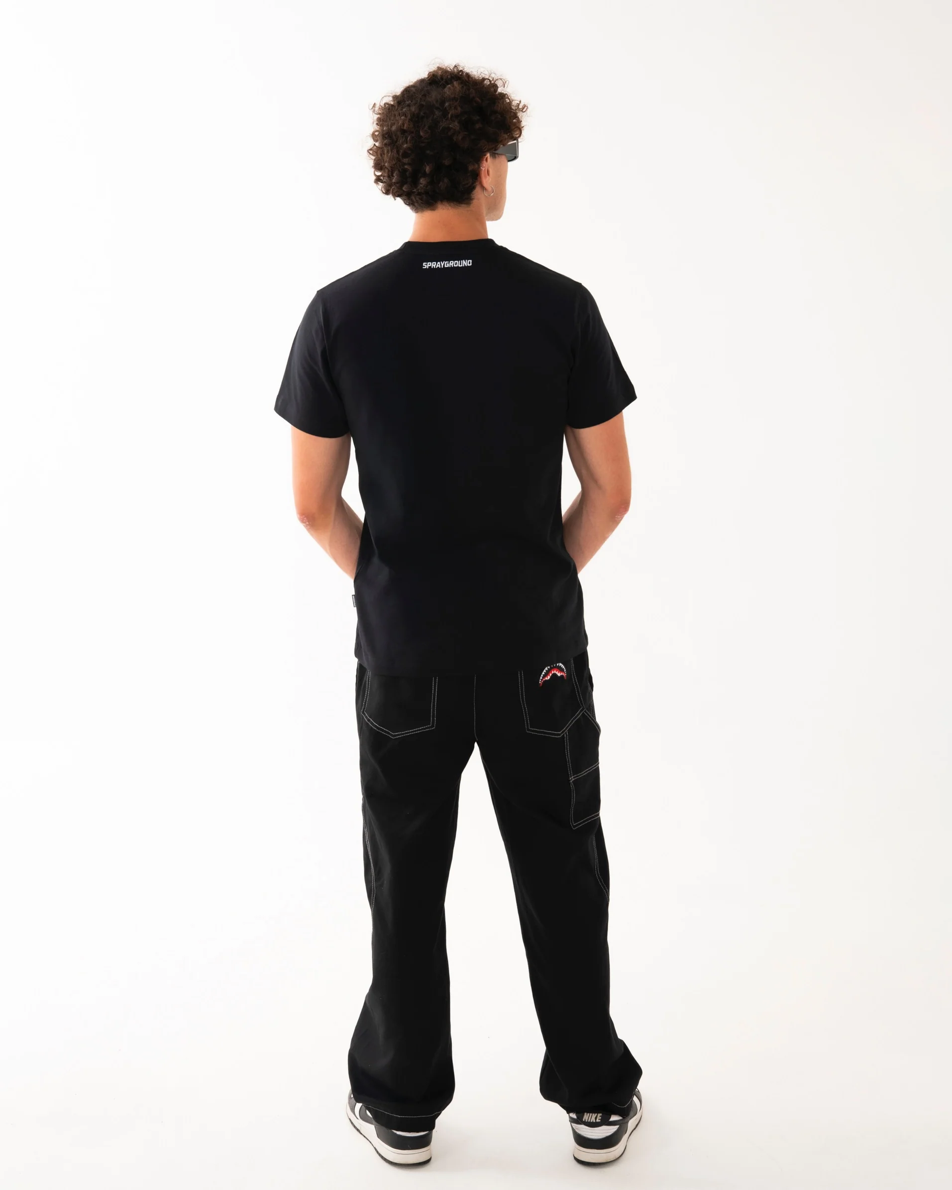 SCRIBBLE EMBROIDERY SHARK REG T-SHIRT BLK - Image 6