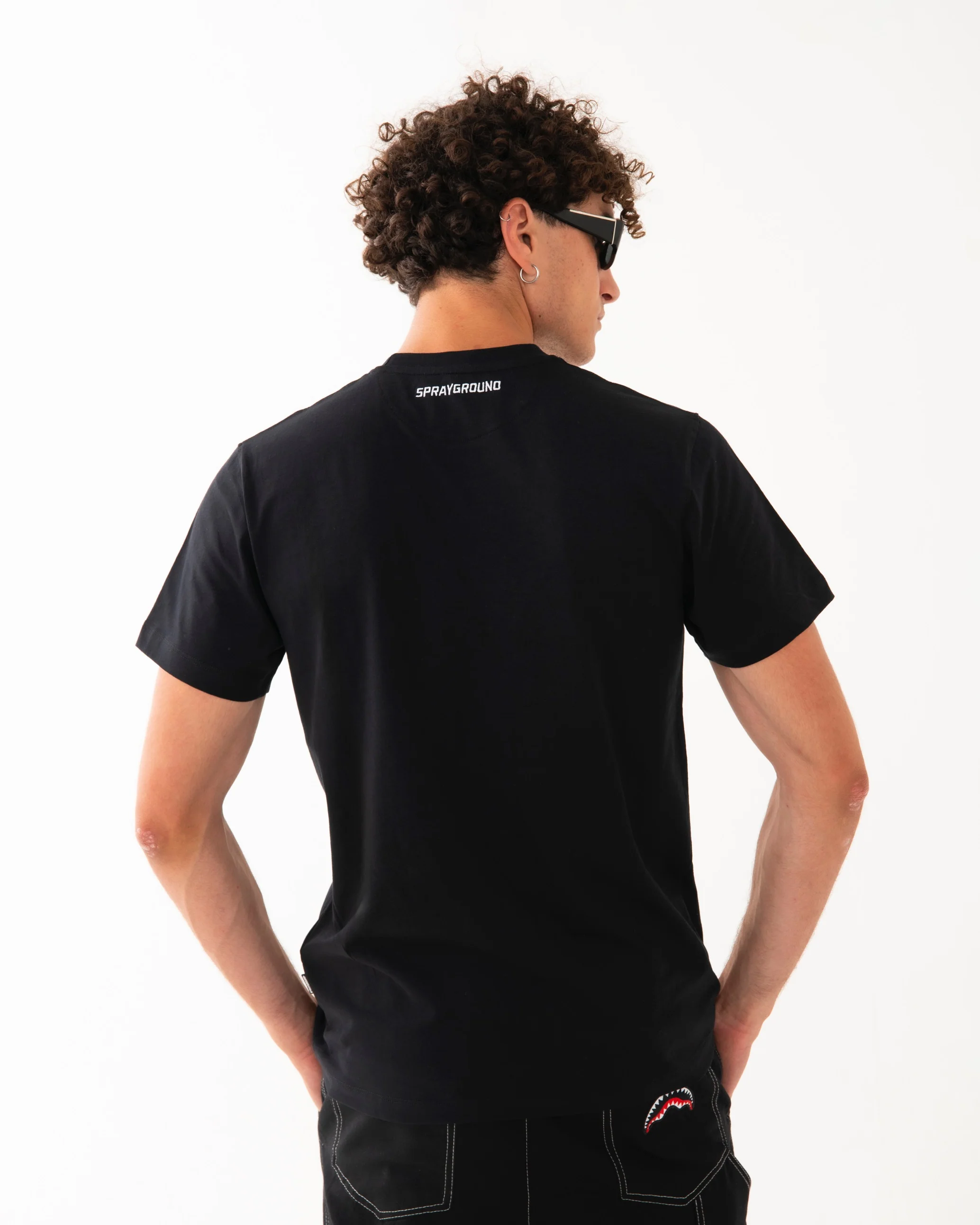 SCRIBBLE EMBROIDERY SHARK REG T-SHIRT BLK - Image 7