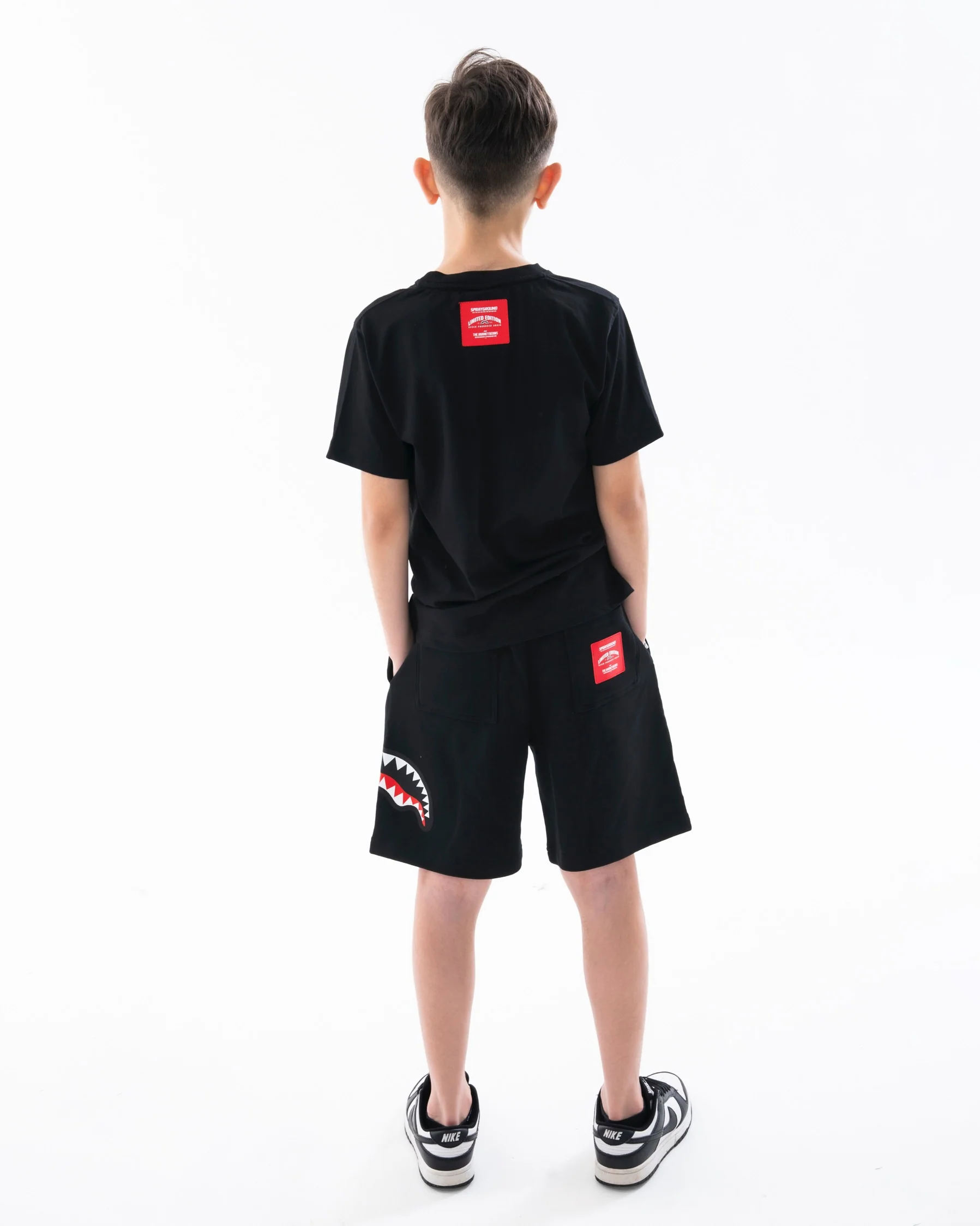 SHARK BASIC SHORTS BLK - Image 4