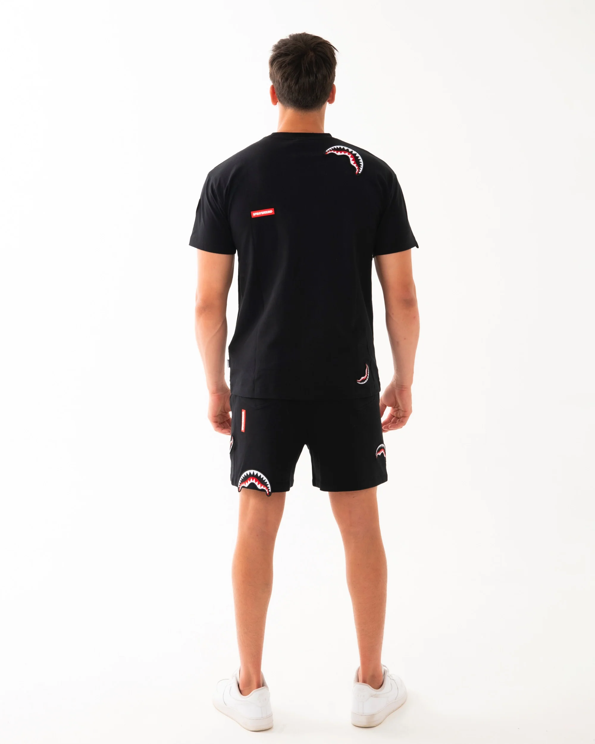 SHARKPATCHES NEW REGULAR T-SHIRT BLK - Image 8