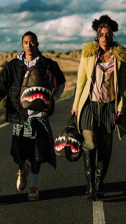 Sharks In Paris Blur Carry-on Luggage - Image 8
