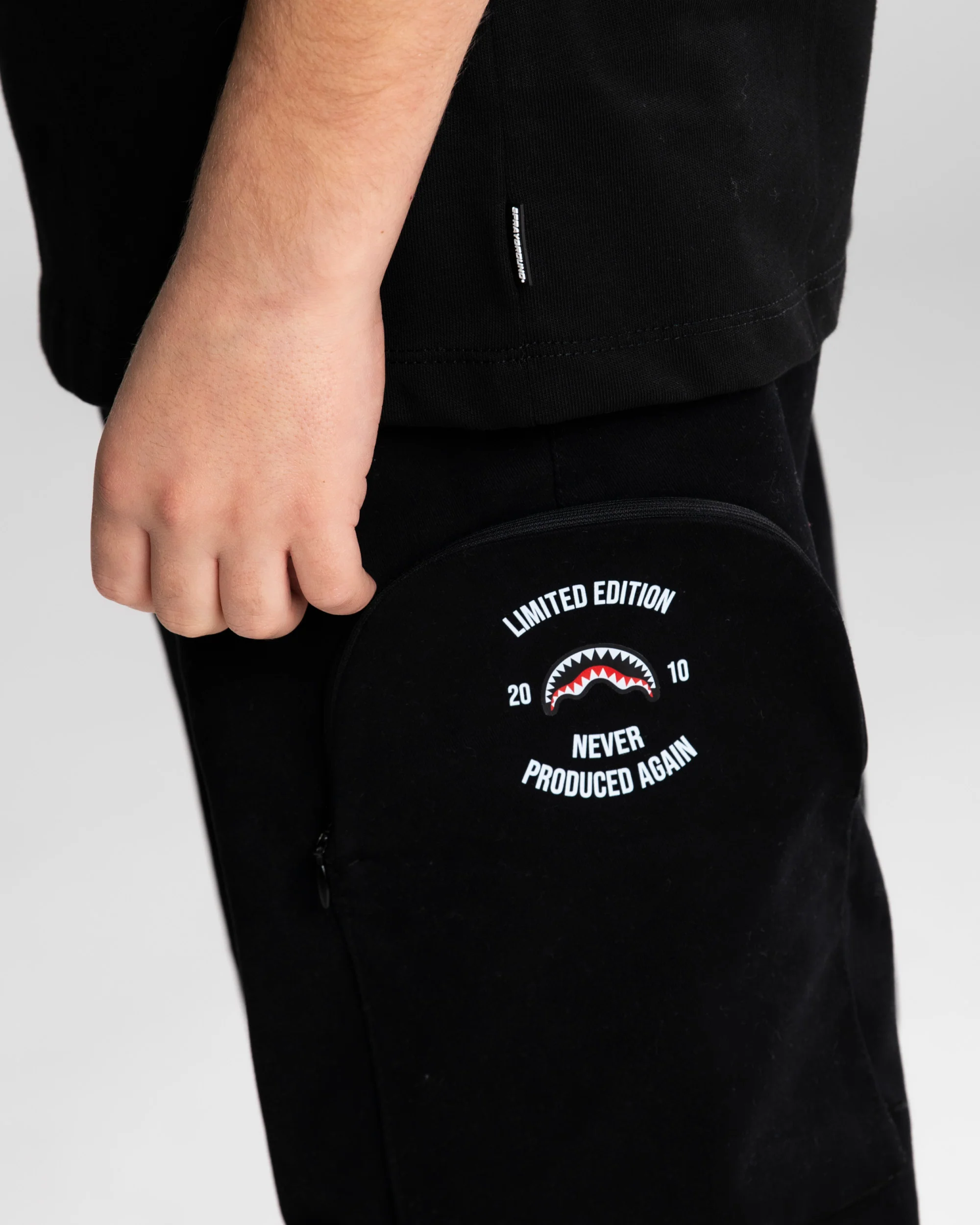 SPECIAL POCKET CARGO PANTS - Image 9