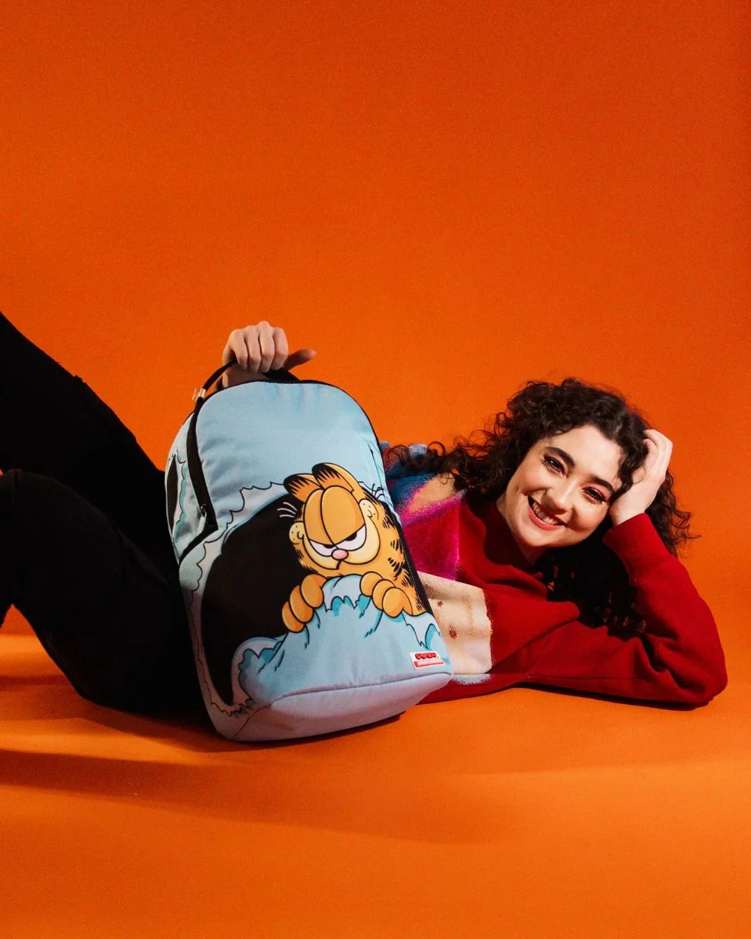 Garfield Peek A Boo Dlxsr Backpack - Image 2
