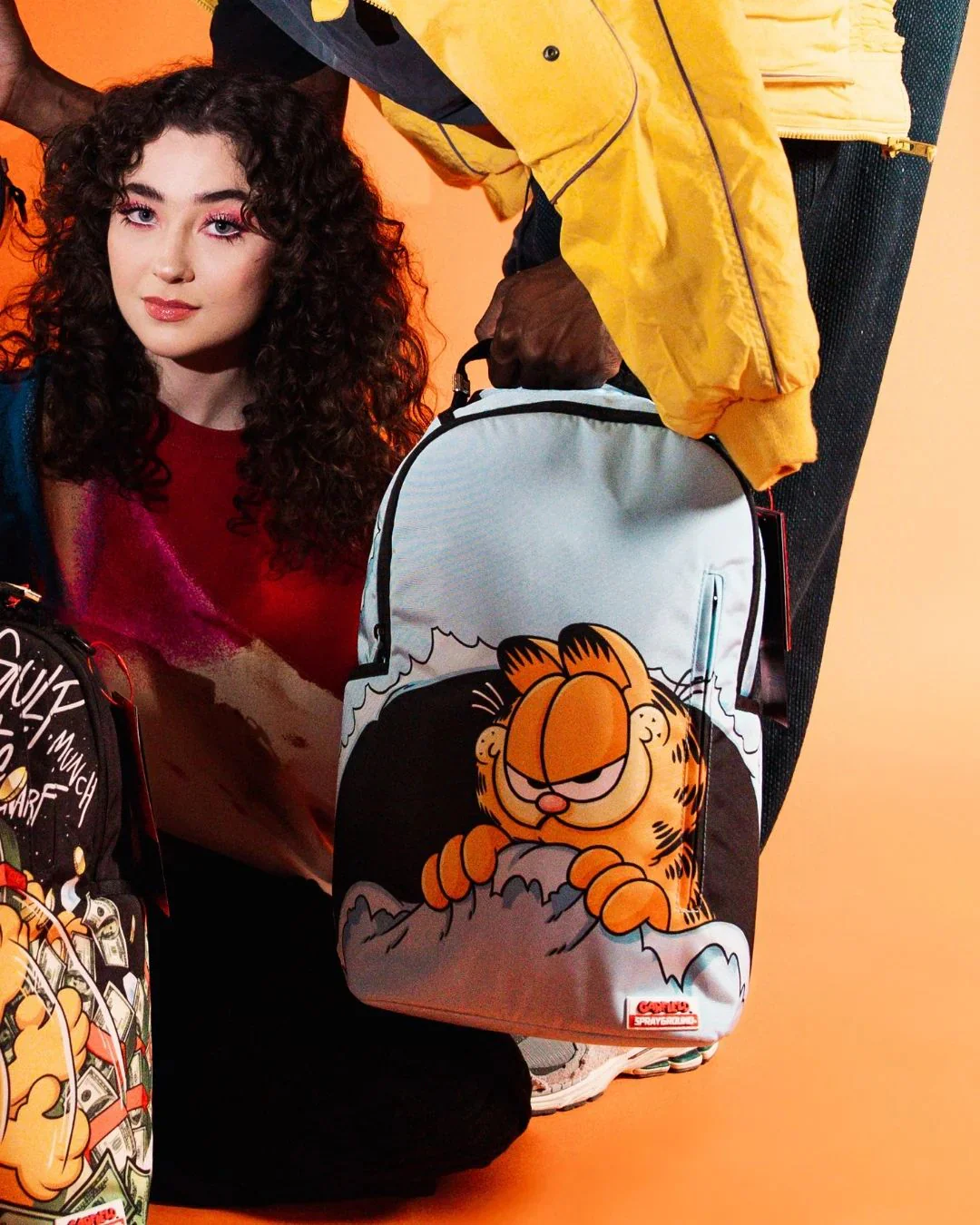 Garfield Peek A Boo Dlxsr Backpack - Image 4