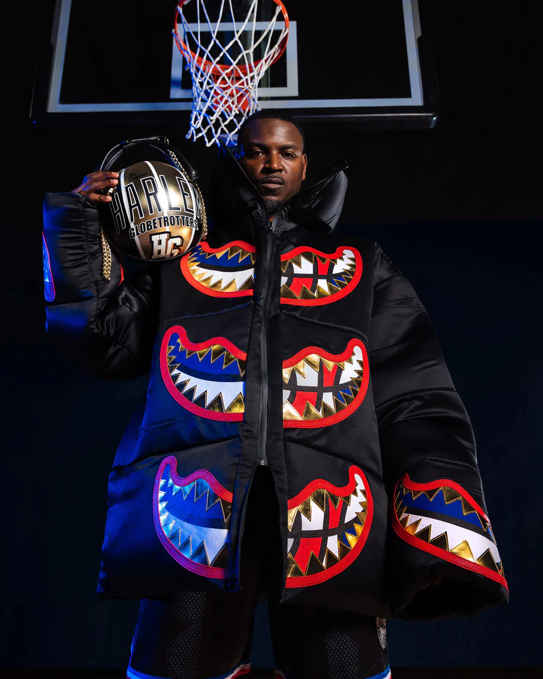 Harlem Globetrotters Basketball Shaped Bag Backpack - Image 4