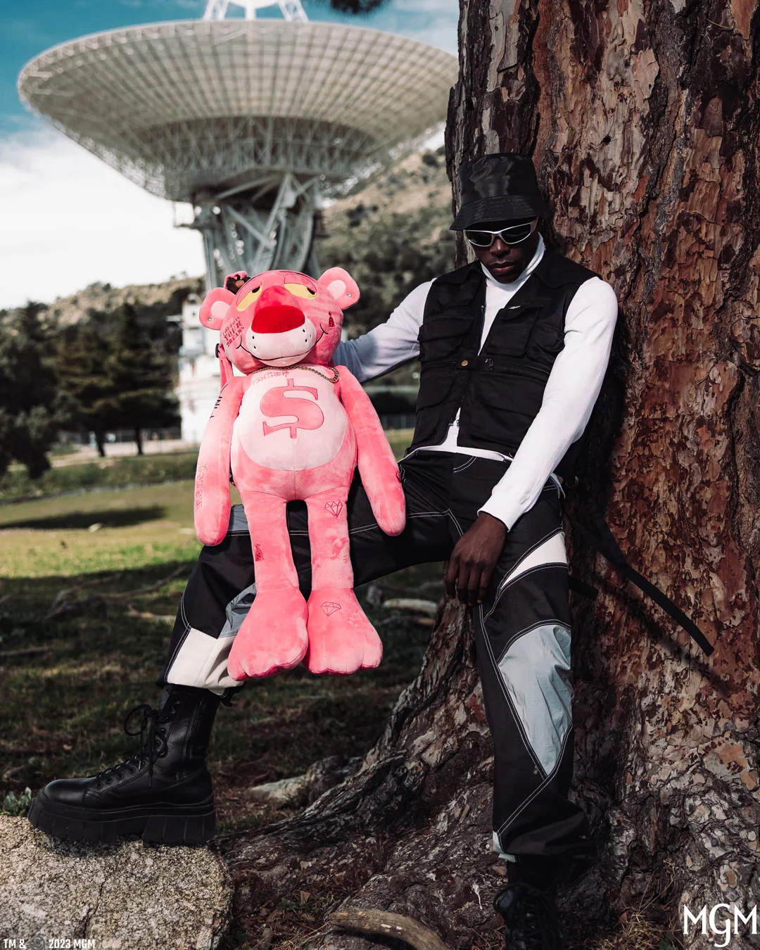 Pink Panther Money Bear Backpack - Image 4