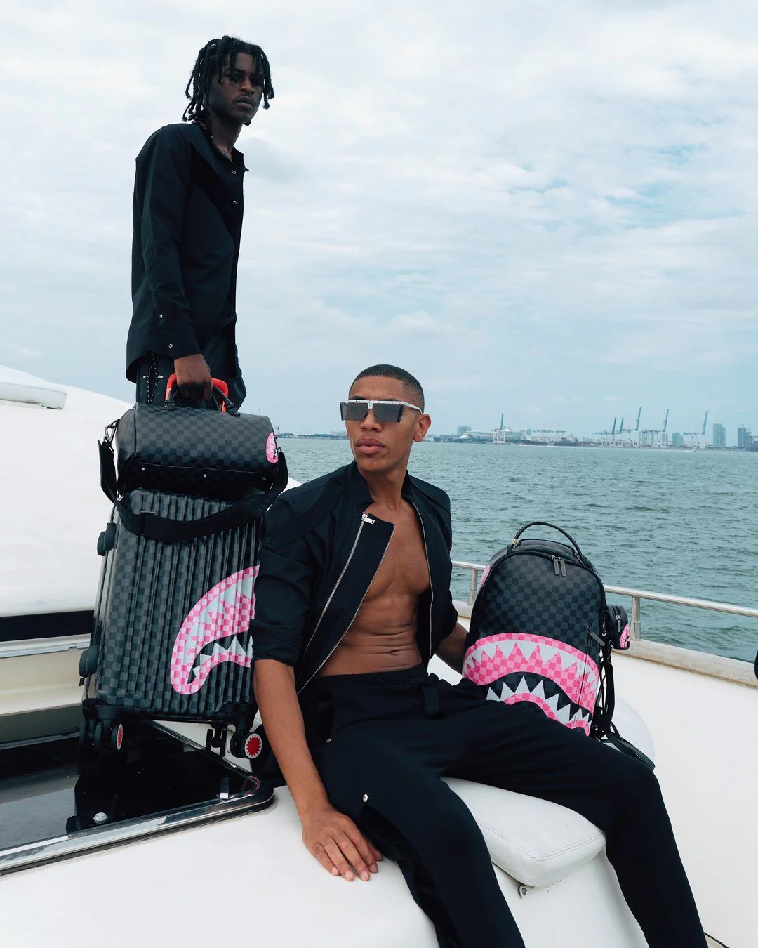 Sprayground Backpack SHARKS IN CANDY BACKPACK (DLXV) Multicolor - Image 4