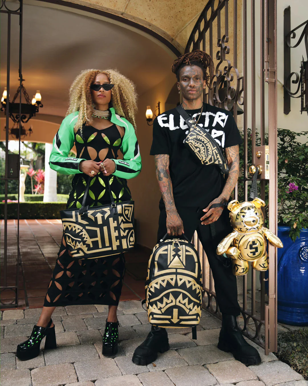 Ai Tribal Gold Tote - Image 4