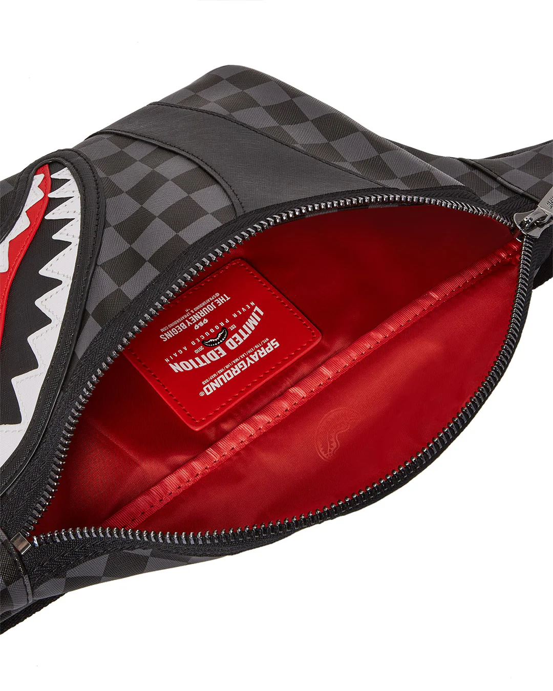 Henny Sip Black Savvy Crossbody - Image 5
