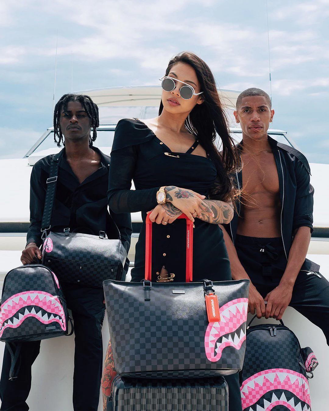 Sprayground Bag SHARKS IN CANDY TOTE Black - Image 8