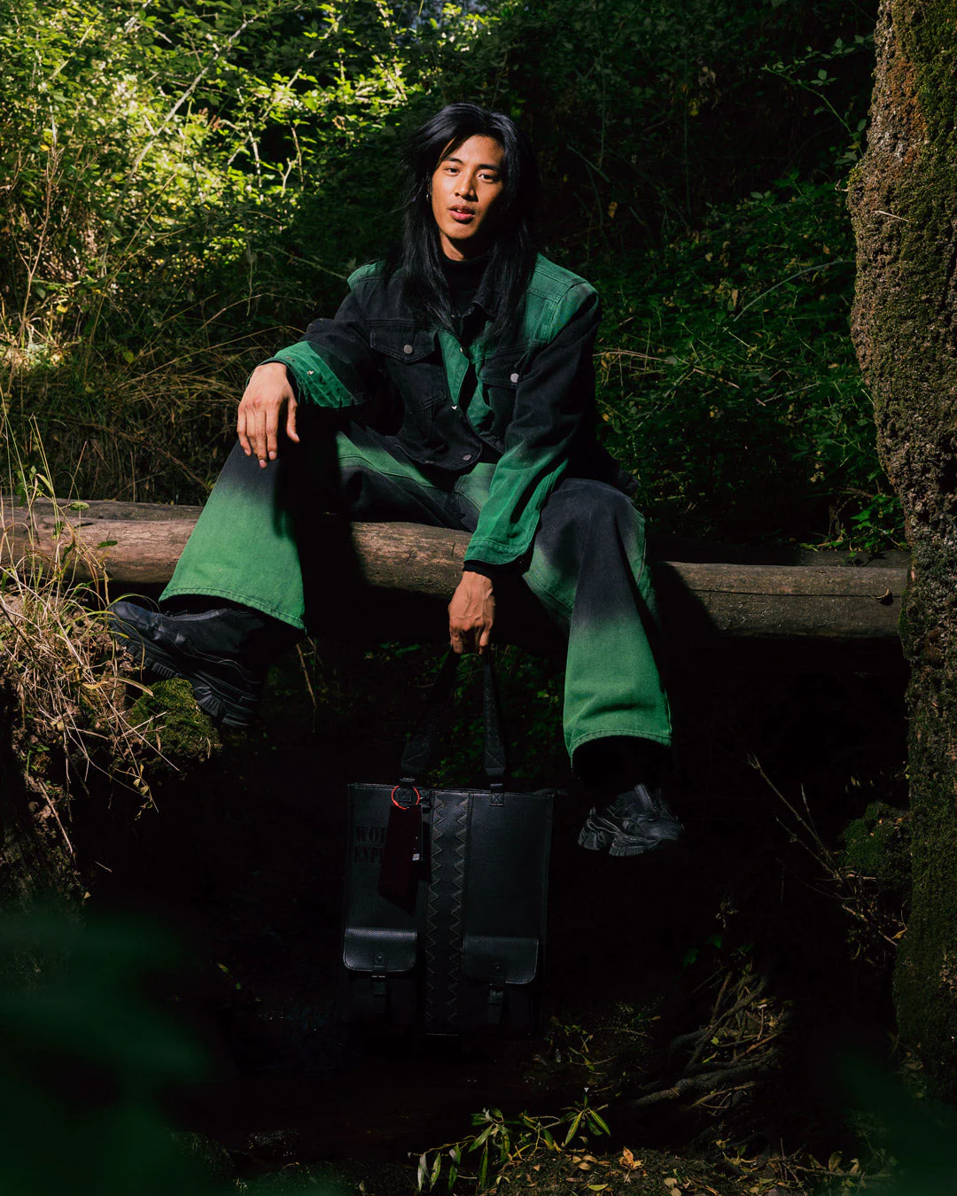 Global Traveler Cargo Tote - Image 2