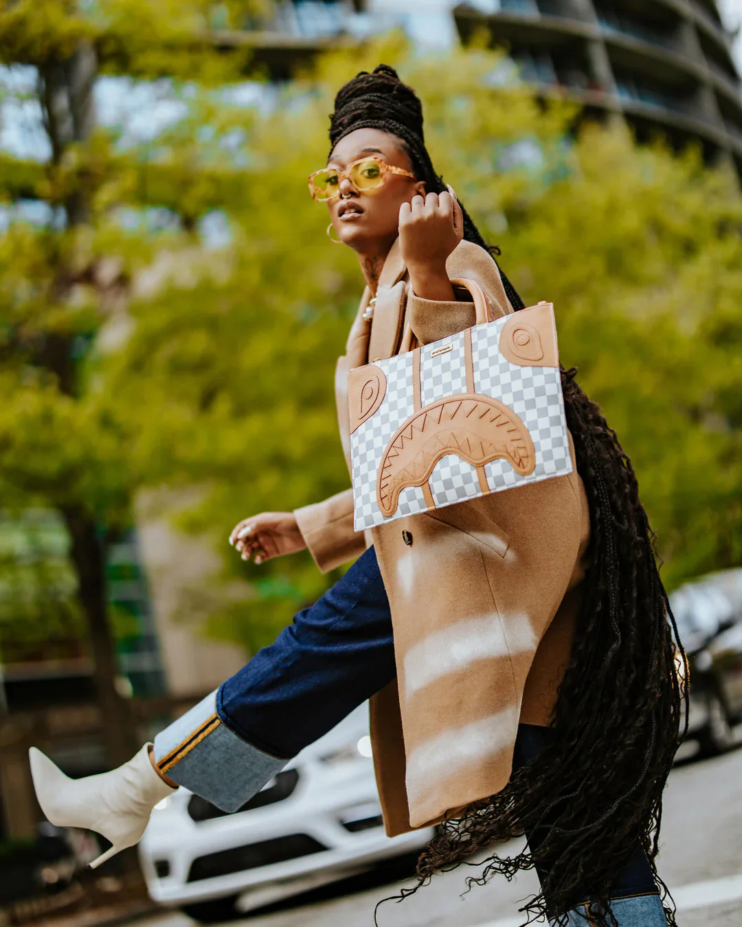 Henny Raceway Cream Laptop Tablet Bag - Image 2