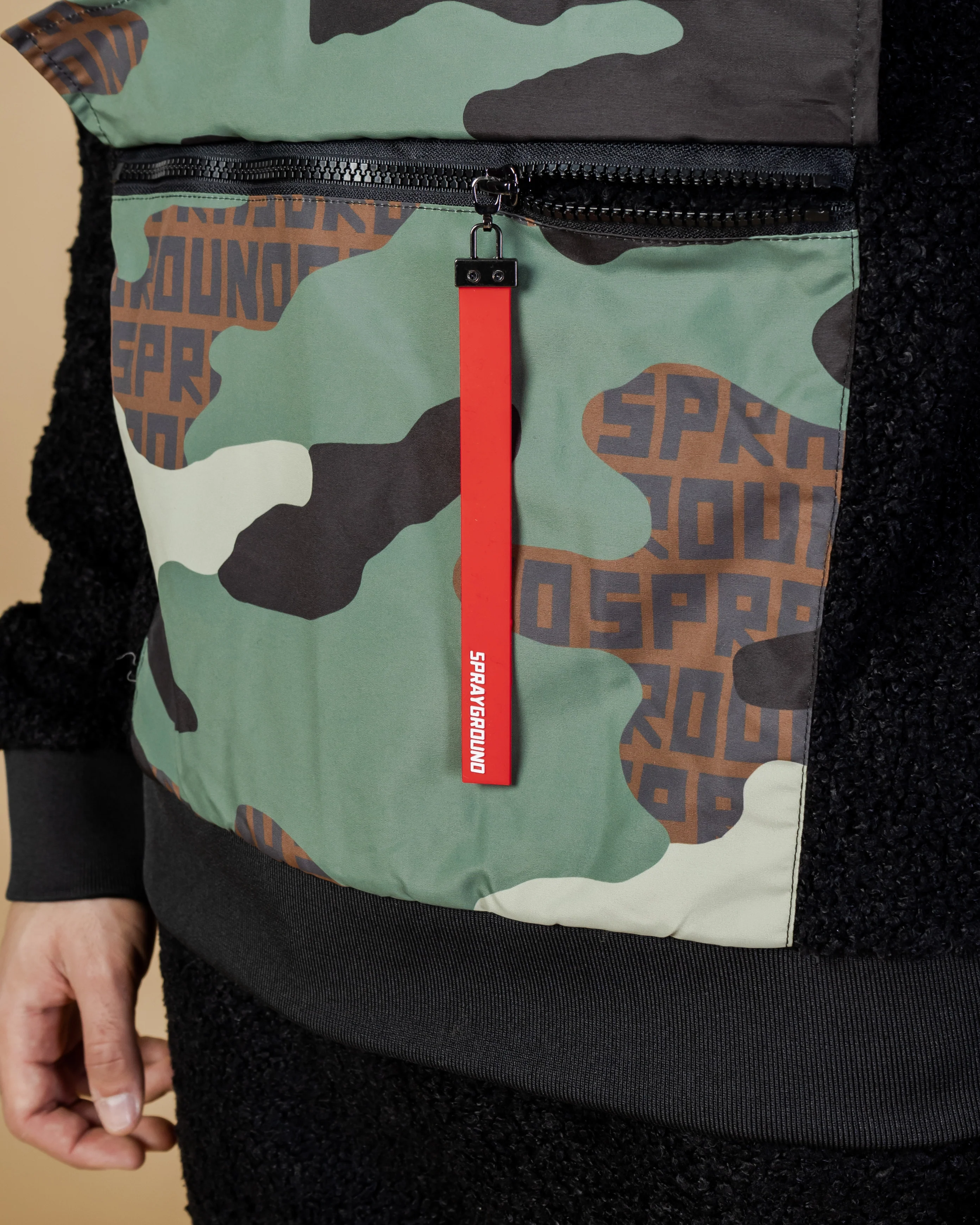 Teddycamo Pocket Black - Image 2