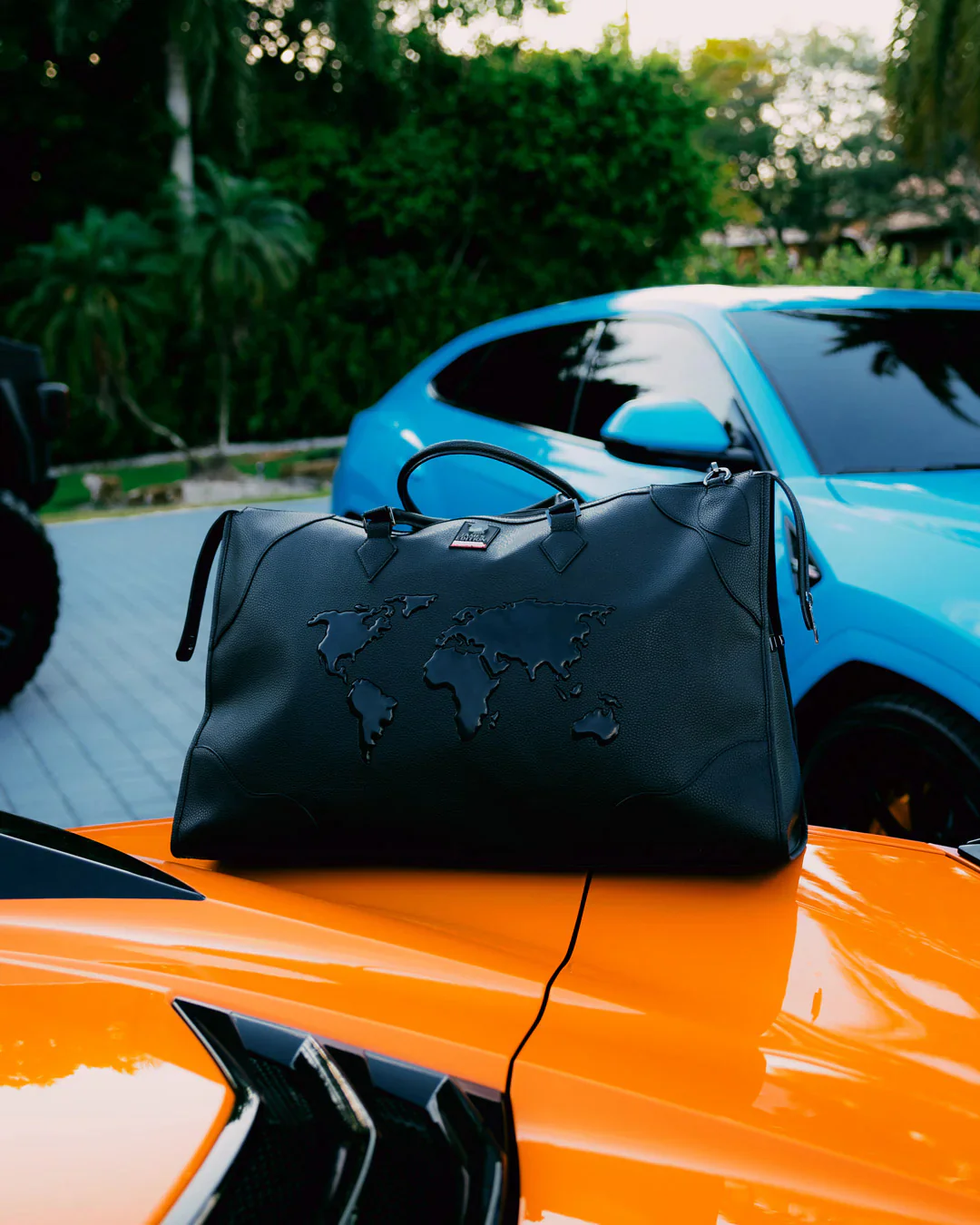 King James Pyramid Duffle - Image 6