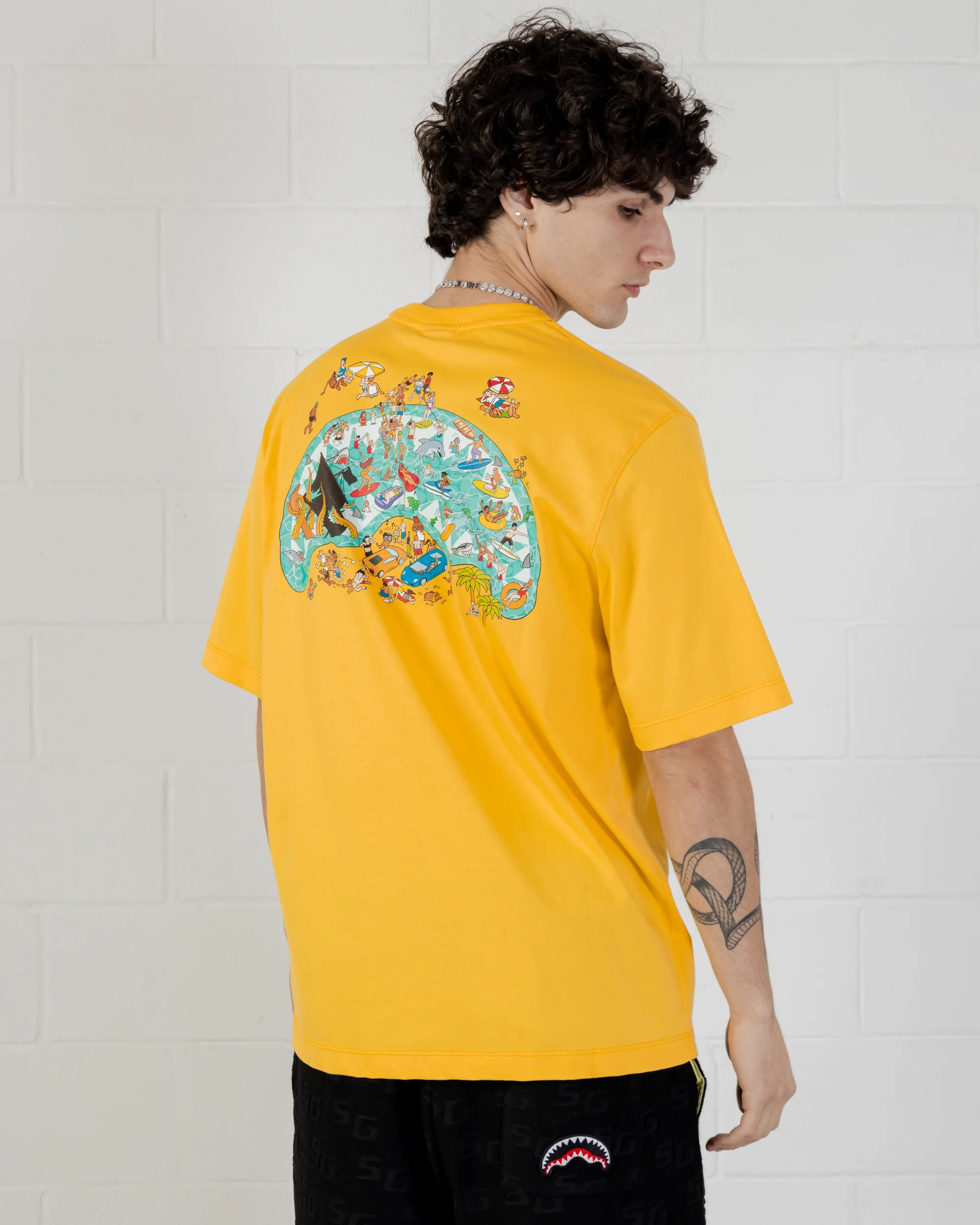 House Party Over T-shirt - Image 4