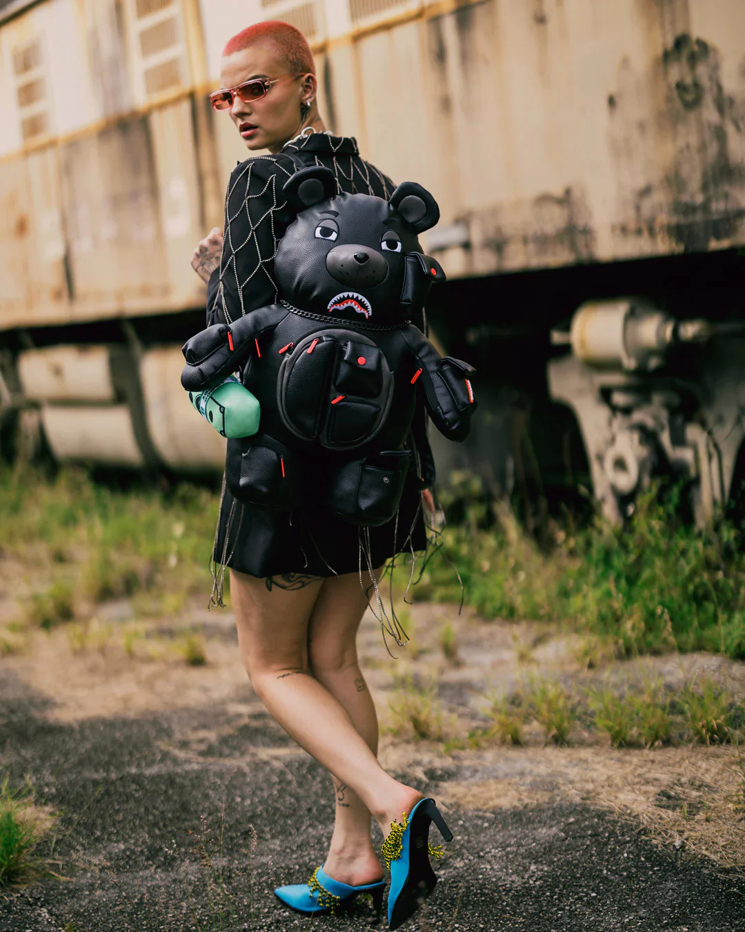 Zillion Pockets Moneybear Backpack - Image 12