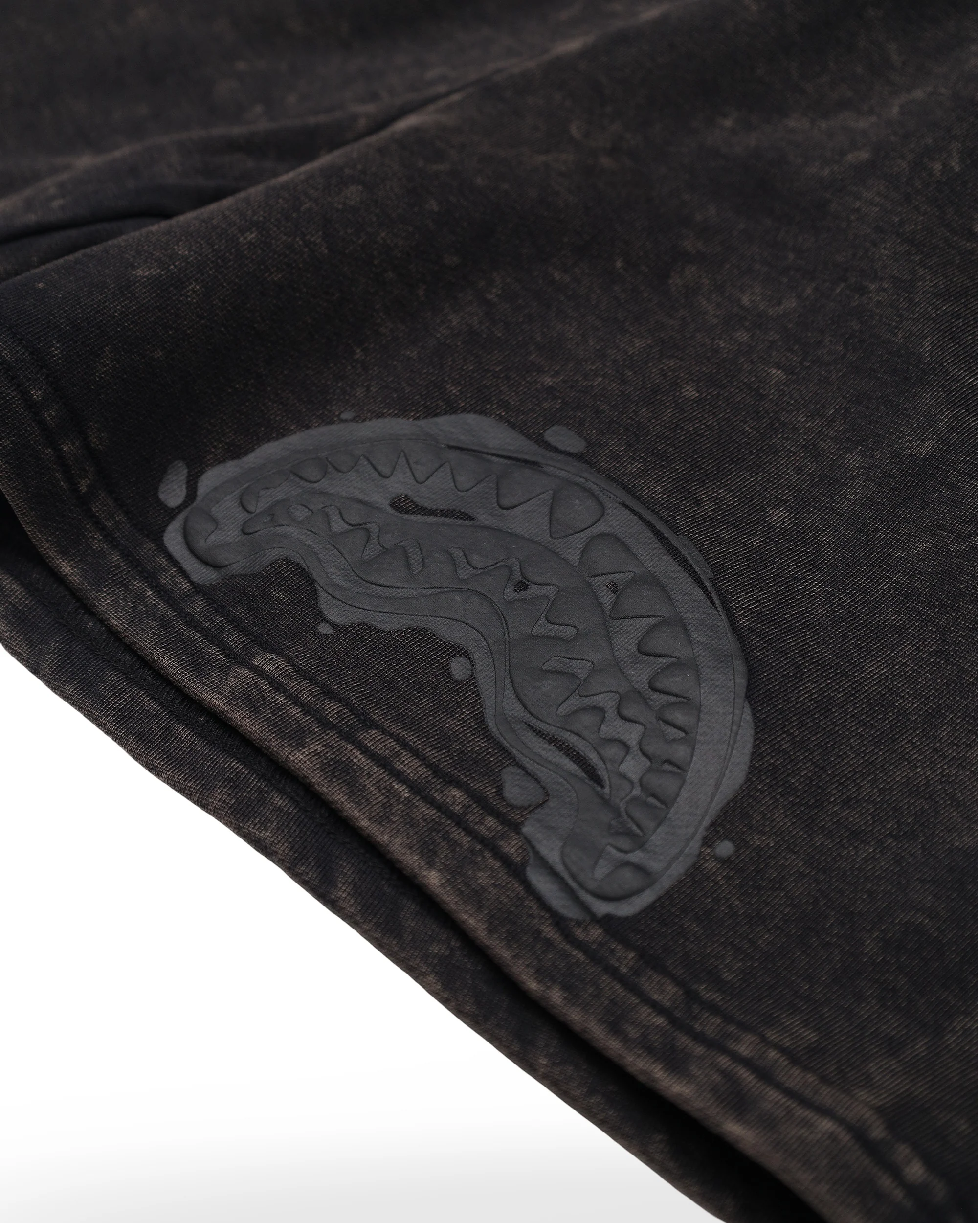 STONE WASHED MELTED SHARK SHORTS BLK - Image 7