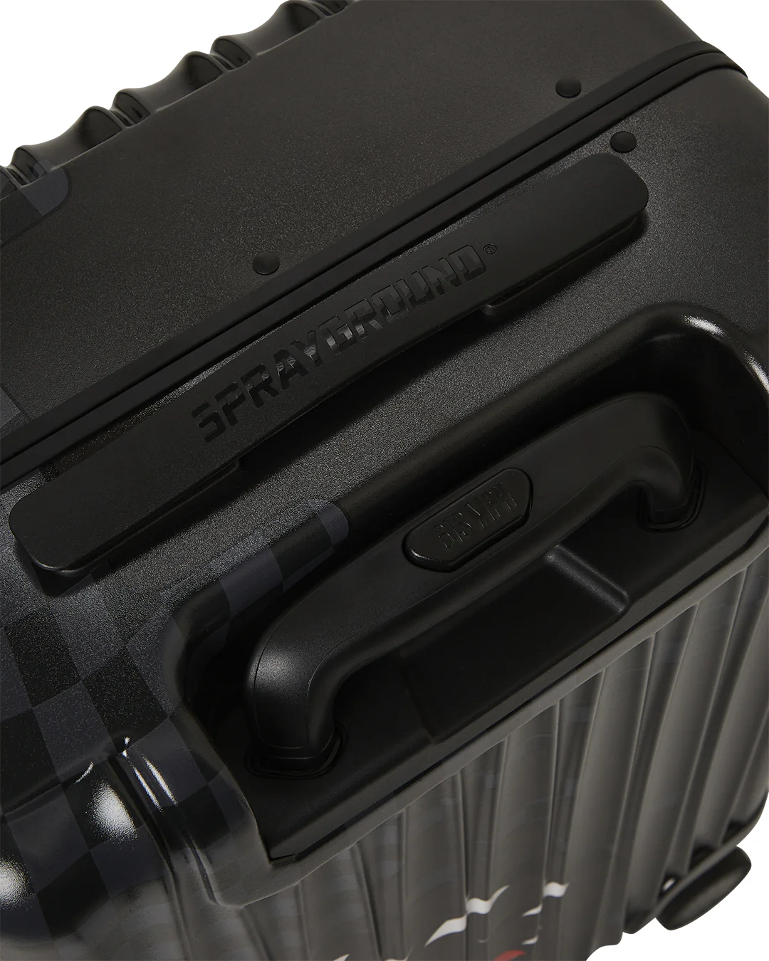 UNFINISHED SHARK LUGGAGE - Image 5